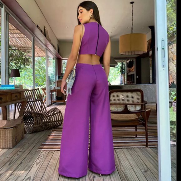 💥SHOWSTOPPER💥Sleevless Cut Out Wide Leg Jumpsuit in Magenta - Picture 2 of 16